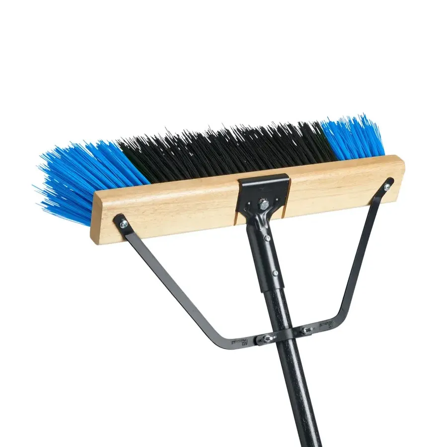 Ryno Balais-brosse 36" fibres fermes PVC avec renforts